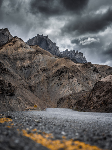 Big Mountain CB Picsart Editing Background Download  (Free)