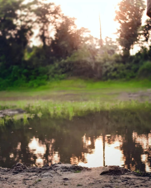 Download Free cool Background With Water Sky Wallpaper