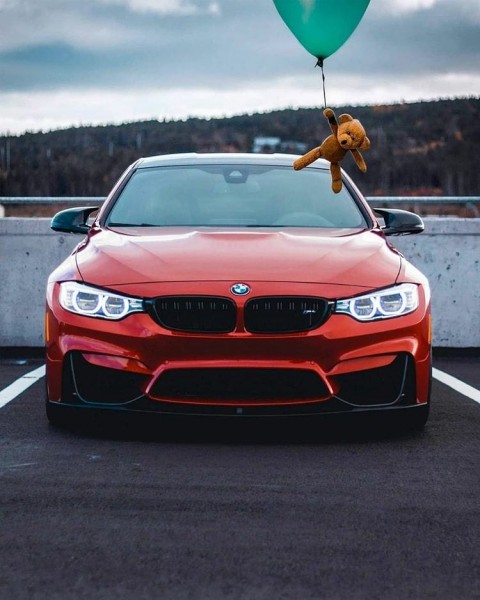 New Red Car Background Free [Download]