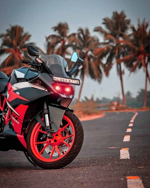RC 800 CB Bike Background Free images